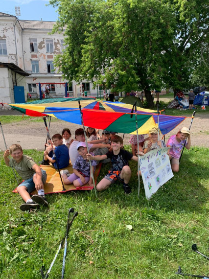 Турслёт Орлят в пришкольном лагере.
